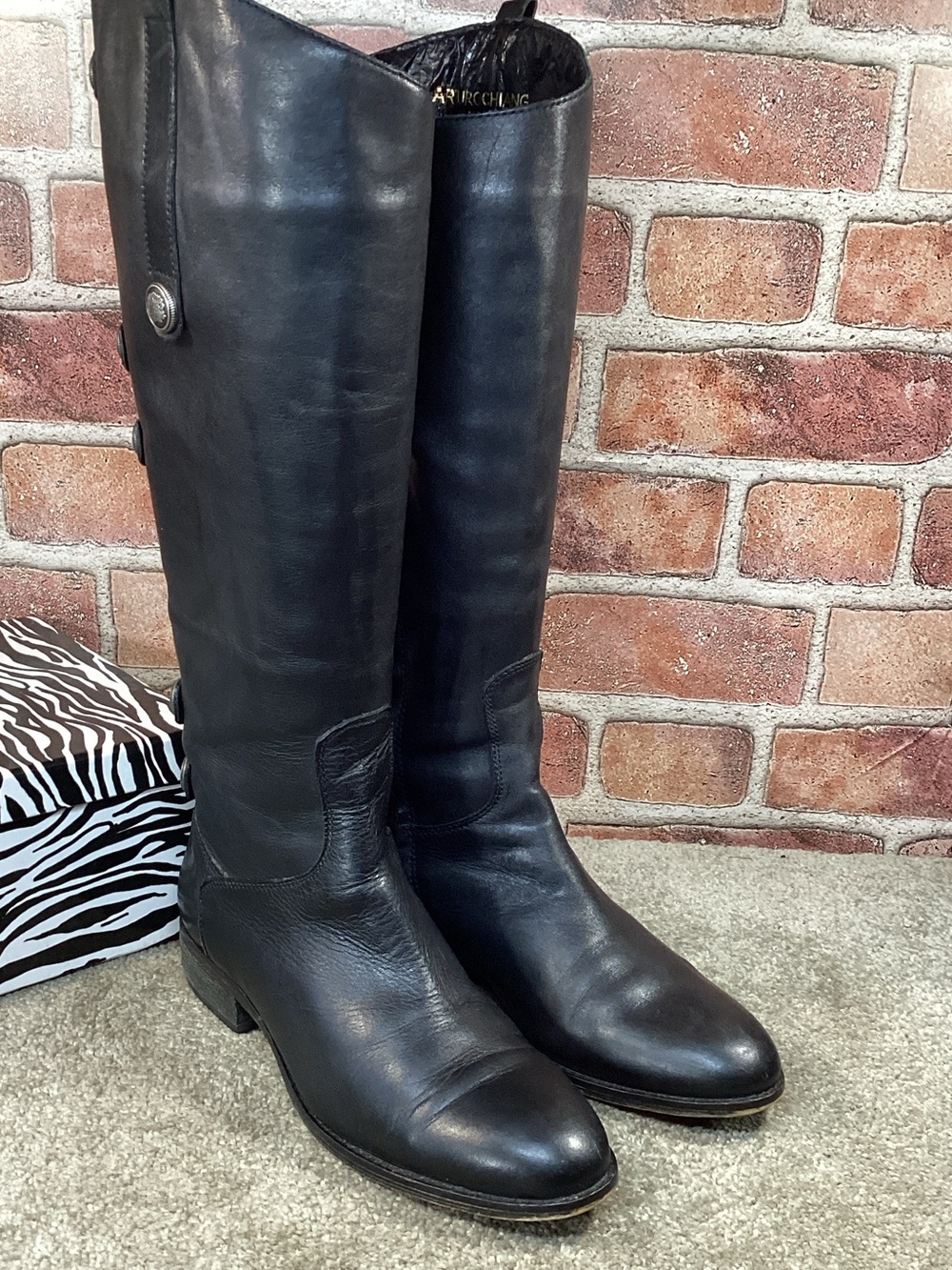 Arturo Chiang Fierce Women’s black tall knee high riding boots size 8